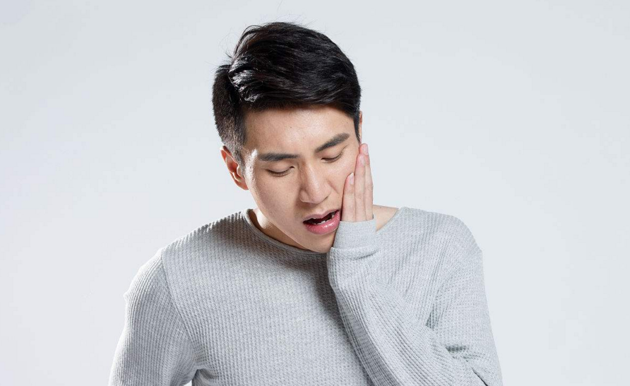 牙痛是什么原因引起的？